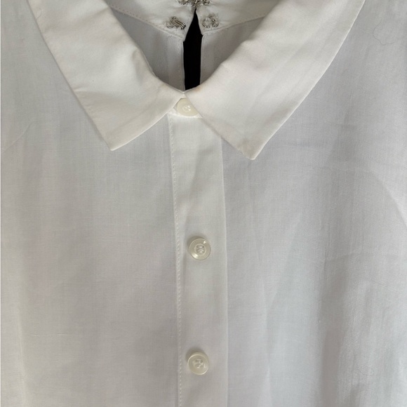 BCBG XS White Sleeveless Button-Up Sheer Blouse - Picture 5 of 5